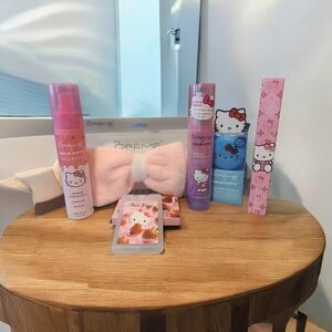 Hello Kitty Bundle
